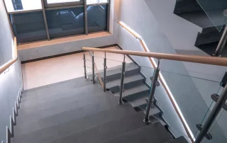 What's the Difference Between Guardrails and Handrails