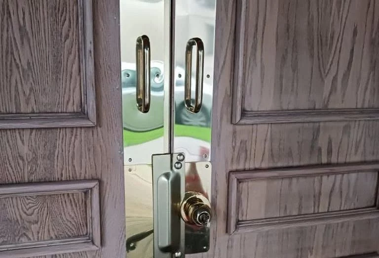 Entry Door Repair Los Angeles