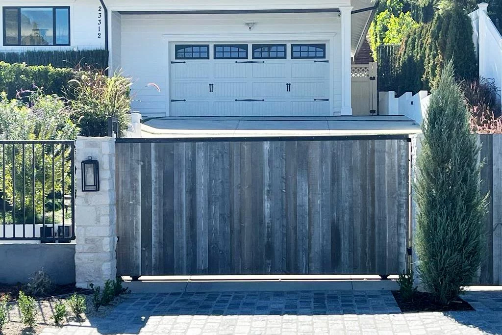 Automatic Gate, Fence, and Intercom Installation in Woodland Hills, CA