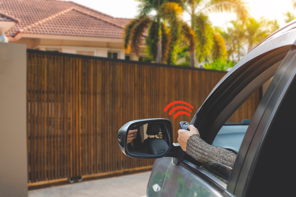 3 Ways Automatic Driveway Gates Help Secure Homes
